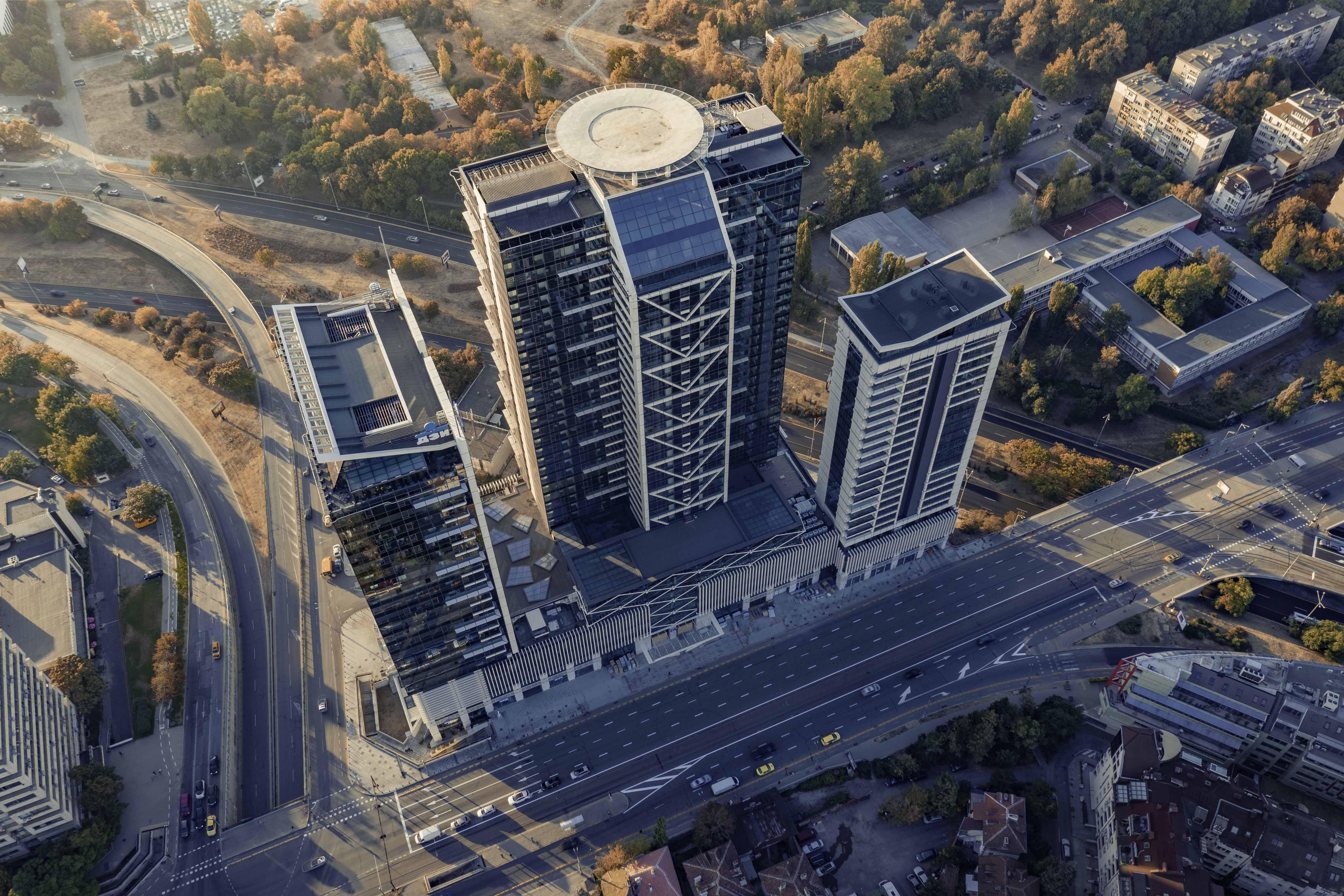 Grand Hotel Millennium Sofia Ngoại thất bức ảnh Aerial view of the complex