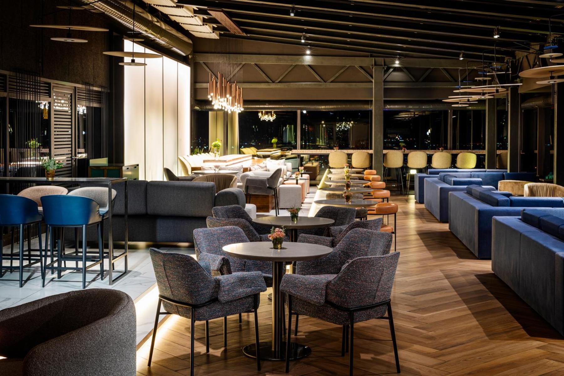 Grand Hotel Millennium Sofia Ngoại thất bức ảnh The lounge at the airport