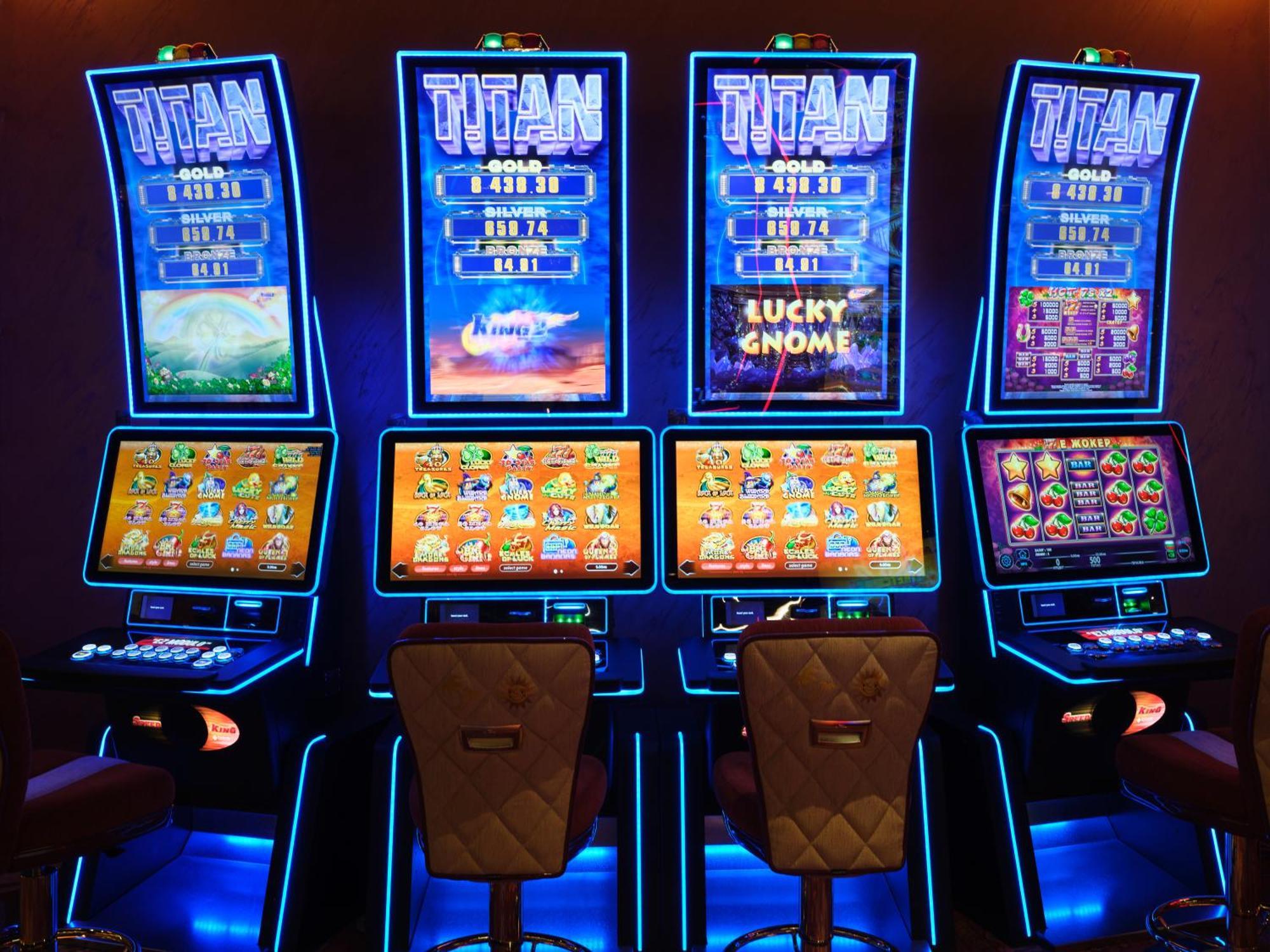 Grand Hotel Millennium Sofia Ngoại thất bức ảnh Modern video slot machines